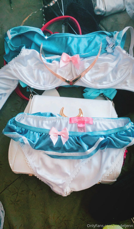 modeljenn actrice érotique galerie