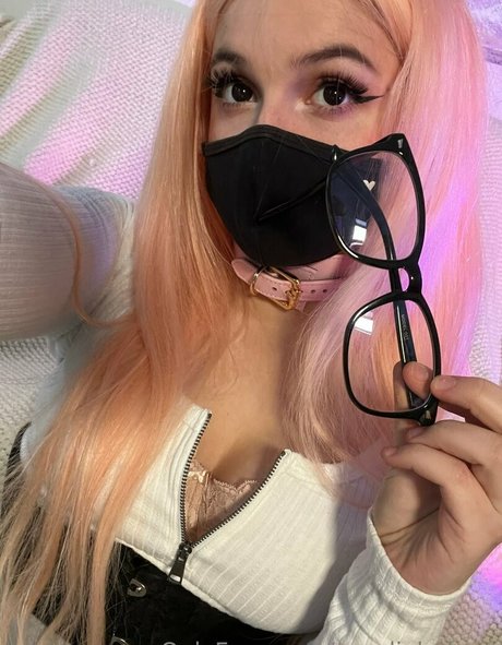 aureliabakerx actrice chaude des photos