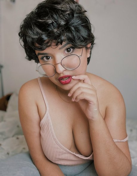 mayapetite actrice pornographique galeries