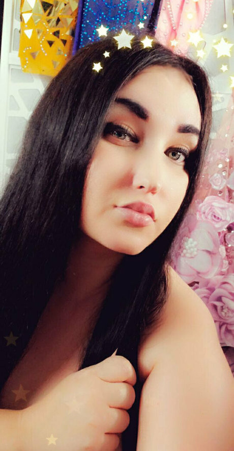 milahromanov star pornographique img