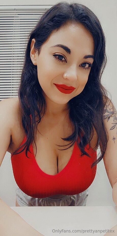 prettyanpetitex actrice artistique img