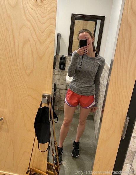 blonde transexuelle onlyfans sexy de haute qualité galerie