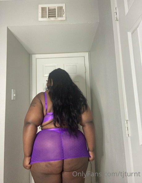 tjturnt modèle artistique archive