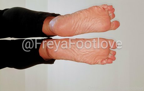 freyafootlove star du porno gratuit images