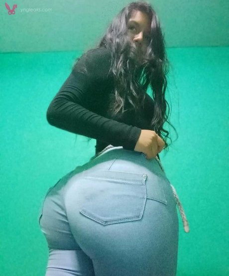 Nicol Pizarro jolie star du porno archive