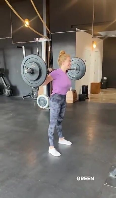 Palina Rojinski étoile parfaite galeries