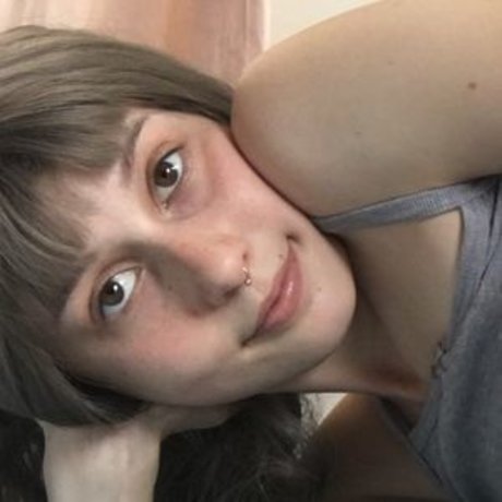 poutyangel modèle artistique galeries