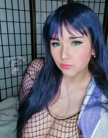 petite blonde onlyfans art exclusif photo