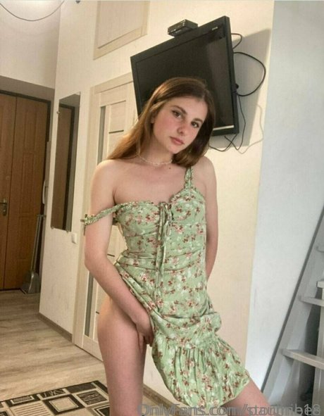 pauline18 modèle sexy images