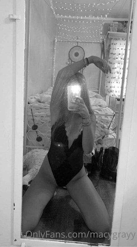 macygrayy actrice de grande qualité img