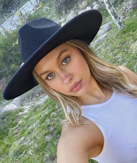 Natasha Bure actrice sexy galeries