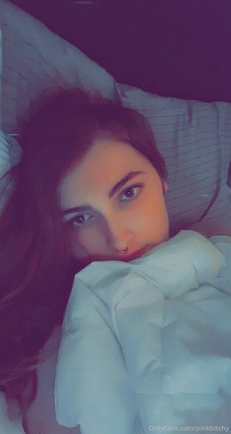 pinkbitchy modèle de sexe image