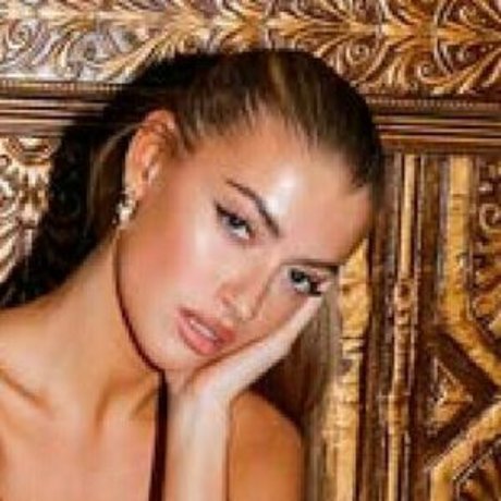 Freya Tidy actrice érotique collection