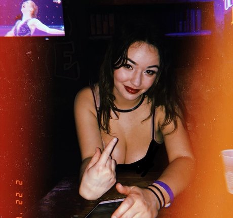 Julia F étoile sexy galeries