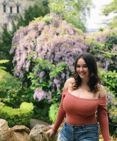 Julia F actrice exclusive des photos