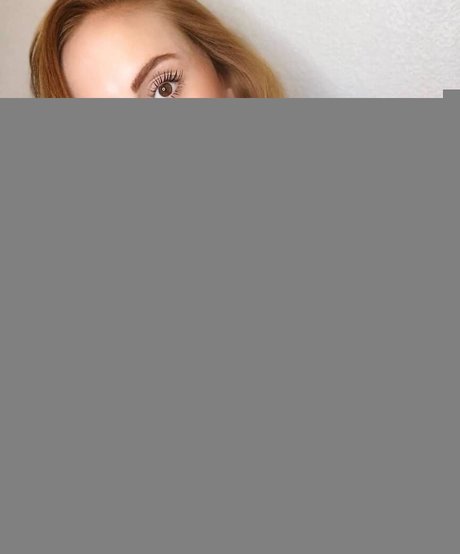 Busty Magazine étoile gratuite photo