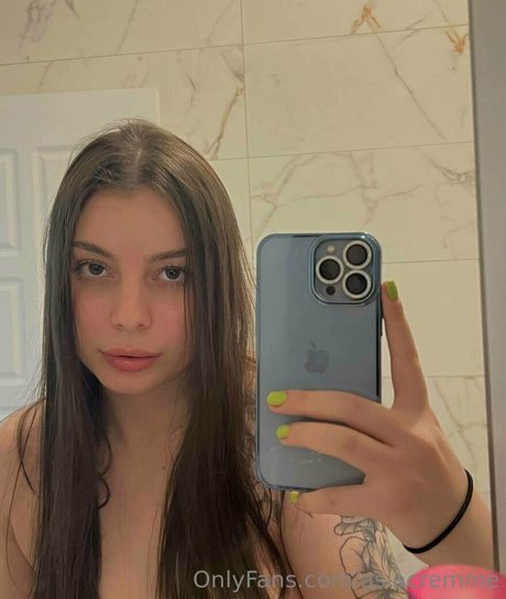 carinacremme star du porno xxx img