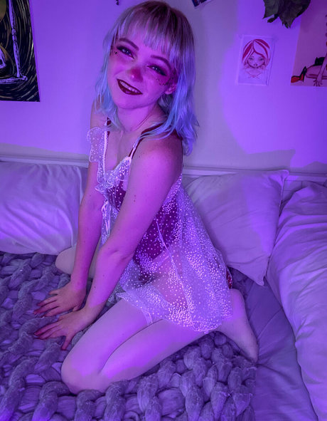 elle chu actrice libre img