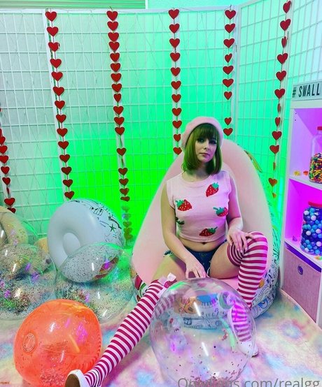 realgg modèle sympa photos