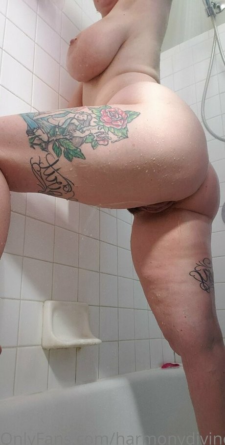 harmonydivine nus star du porno des photos