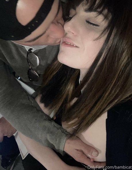 bambicat actrice sexy archive