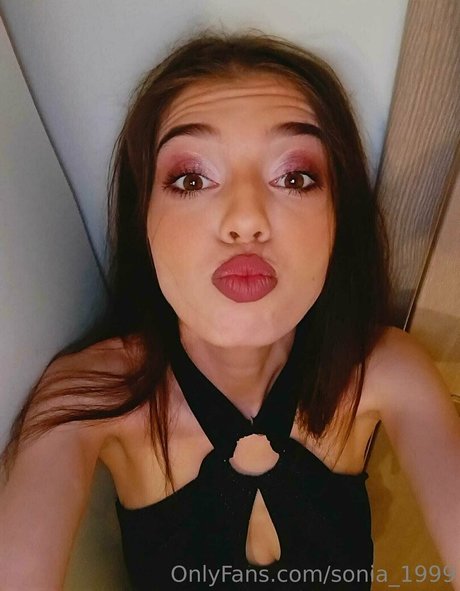 sonia 1999 nus de stars du porno galeries