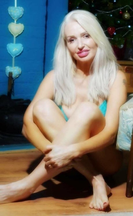 candy c modèle adulte des photos