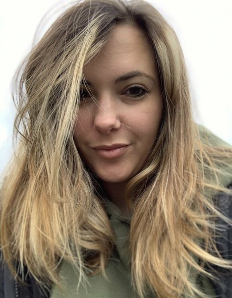 sophiaknight actrice chaude img