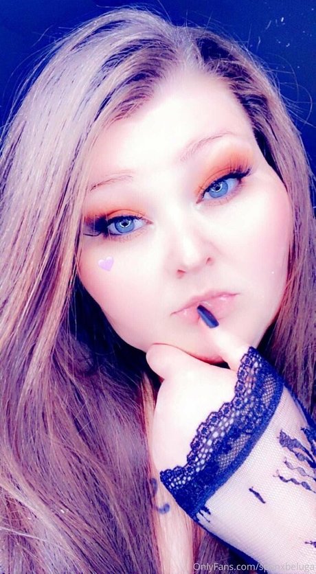 spanxbeluga modèle nu archive