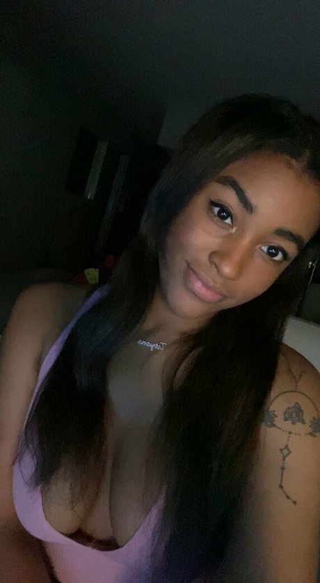 TatyMx étoile xxx des photos