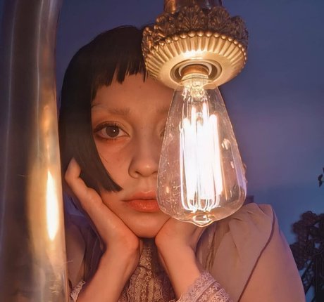 nataliagreyfree actrice artistique des photos