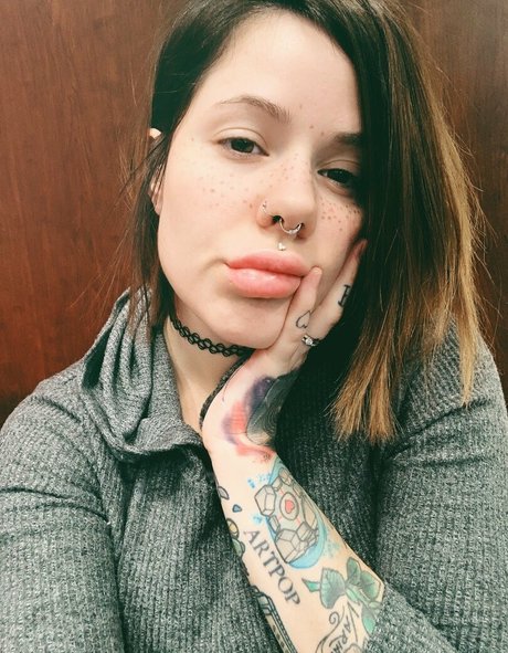 ihatelaiika top star archive