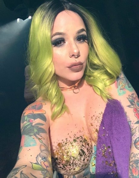 ihatelaiika actrice archive