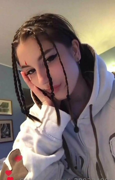 saddleviola star du porno en haute qualité archive