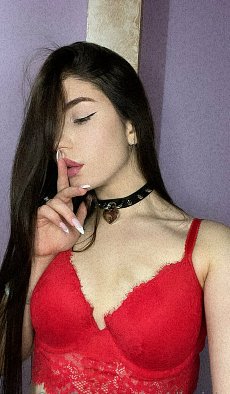 saddleviola modèles nus des photos