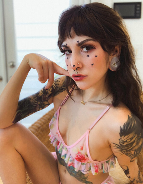 ashietaylor modèle chaud archive