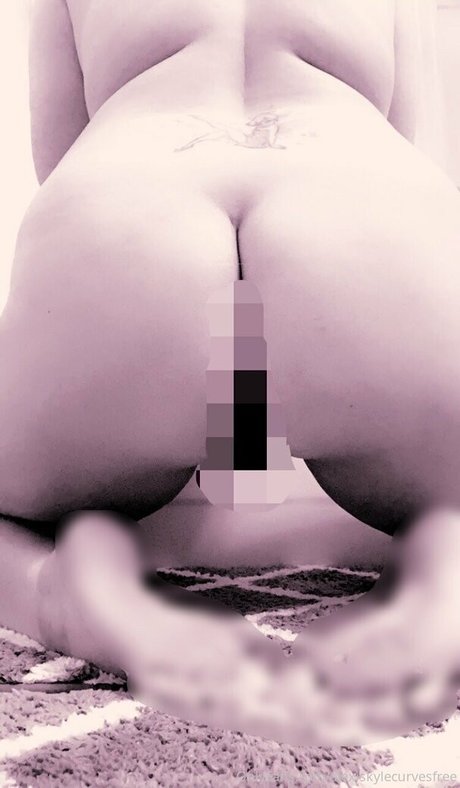 alexiskylecurvesfree étoile de haute qualité img