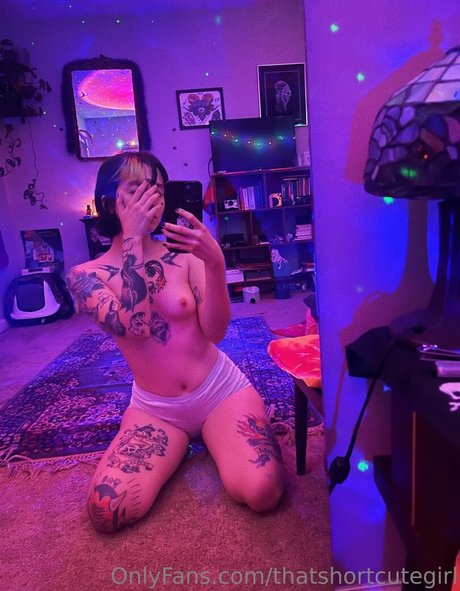 thatshortcutegirl actrice pornographique des photos