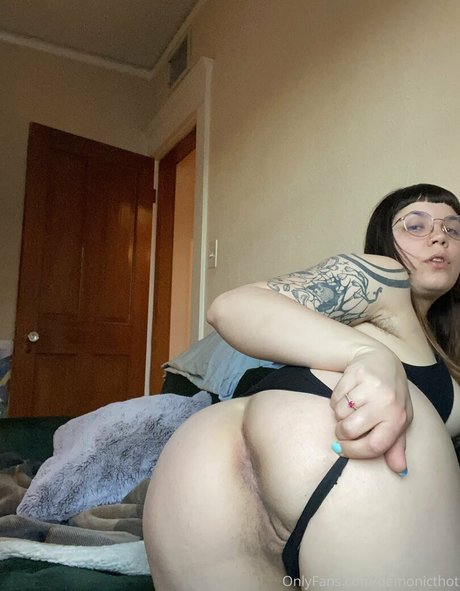 demonicthot actrice de nus collection