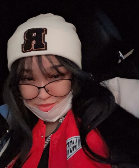 Aliyah Delaney jolie star du porno photo