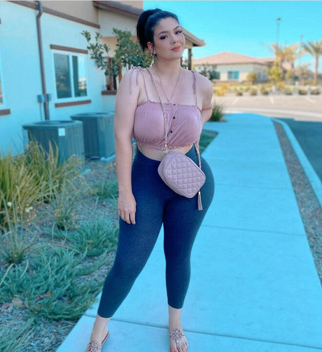 Graciela Montes sexe star du porno collection