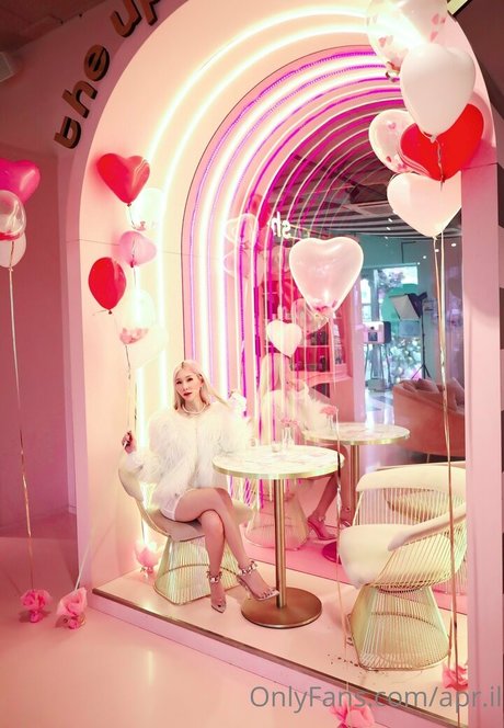 Apr il star du porno xxx collection