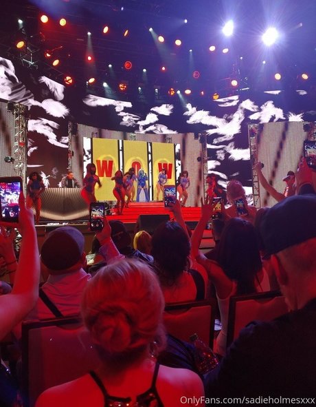 sadieholmesxxx star du porno sexy photo