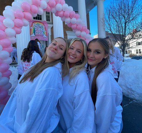 Ashley Hackel étoile érotique galerie