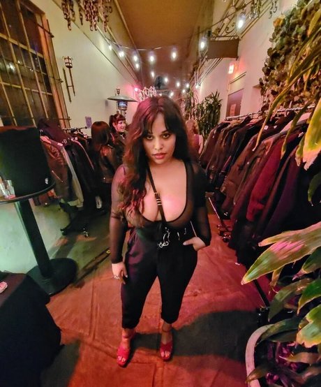 Sharlettewitch star du porno belle galeries