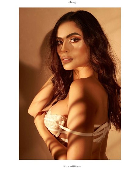 Daniela Velez étoile chaude photos