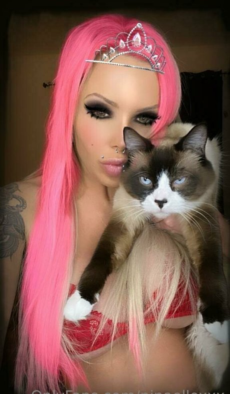 ninaellexxx art star du porno archive