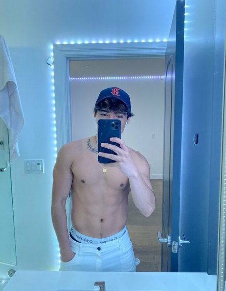 prettyboyaedan actrice adulte galerie