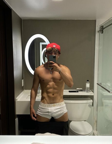 prettyboyaedan star du porno sexy photos