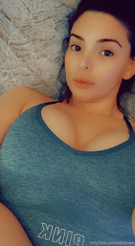 adrianaw belle actrice photo